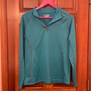 Under Armour Girls blue pullover size XL